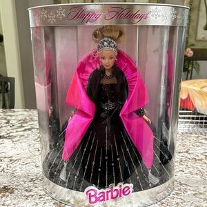 Barbie Collector's Edition 1998 in Pink and Black Ensemble